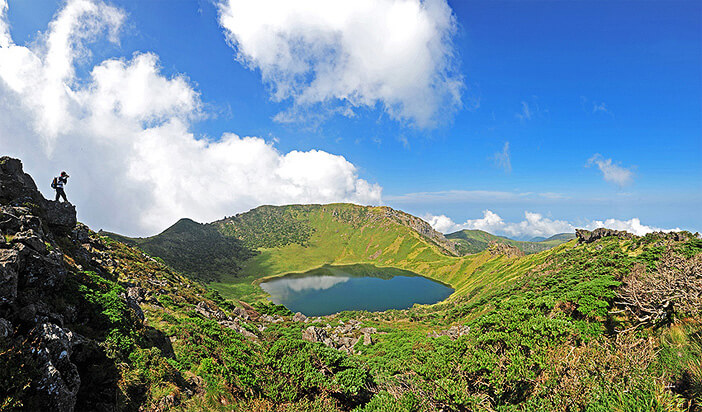 Pulau Vulkanik dan Pipa Lahar Jeju (Ditetapkan pada tahun 2007)