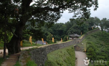 Photo_Benteng Gongju Gonsanseong  [UNESCO WBenteng Gongju Gonsanseong  [UNESCO World Heritage]orld Heritage]