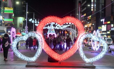 Photo_Menikmati Malam yang Romantis di Festival Cahaya Rockgo Haeundae
