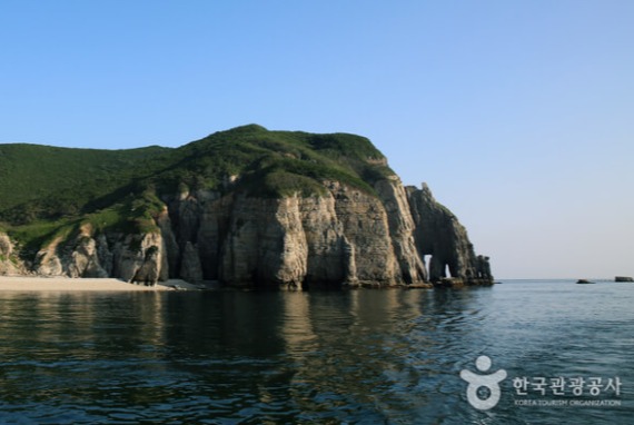 Pulau Baengnyeongdo (백령도)