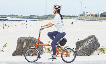 Bersepeda di Pulau Jeju