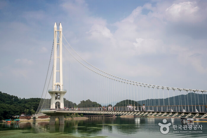 Photo_Jembatan Gantung Yedangho & Air Mancur Musik