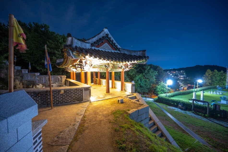 Situs Benteng Dongnaeeupseong