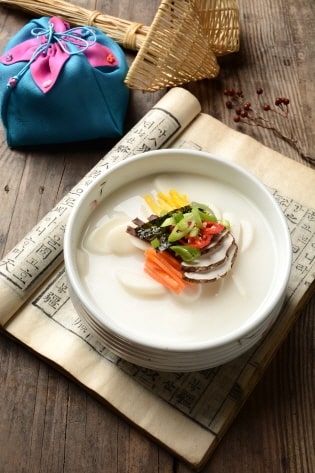5 Makanan Khas saat Hari Raya Tradisional Korea-12